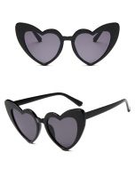 Wholesale black heart shaped sunglasses